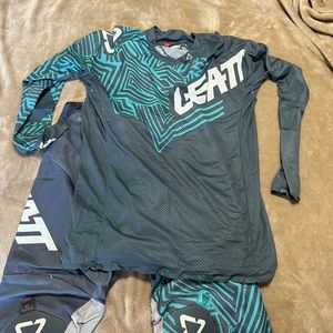 COPY - Women’s dirtbike gear set